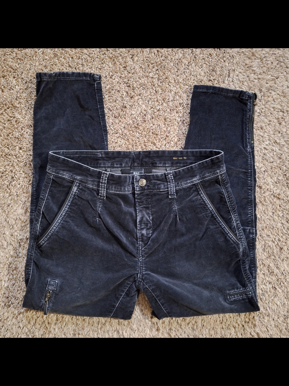 MAC Rich Jeans Black Velvet Moto Cargo Pants Ankle Zip Size DE 36/26, Fits 32"